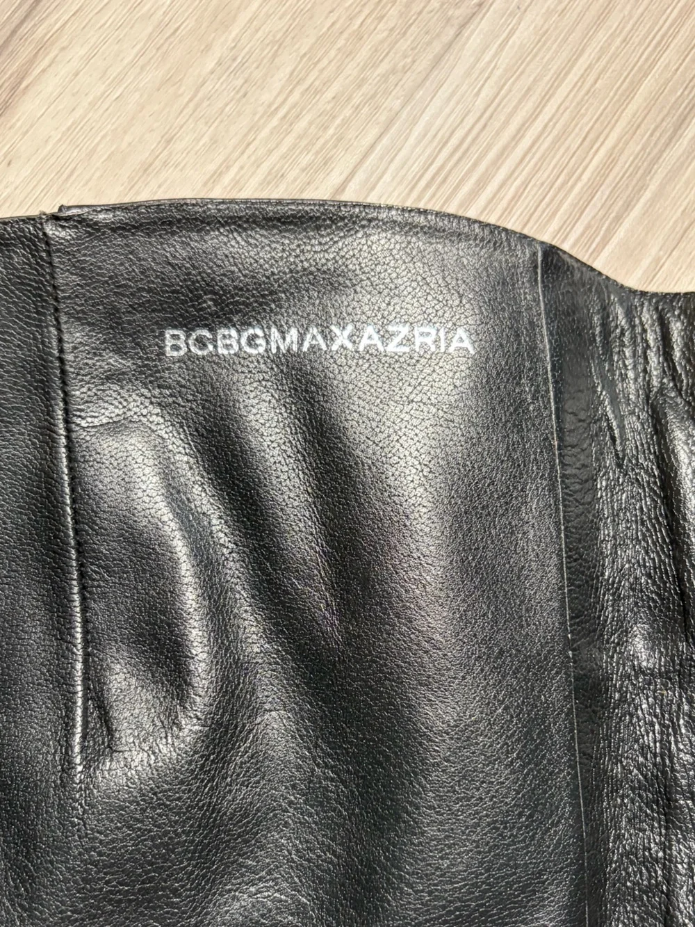 BCBGMaxAzria classic knee